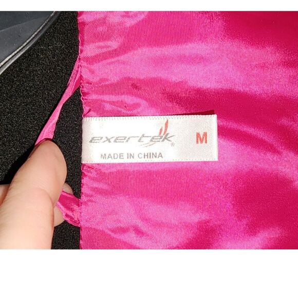 Exertek Women's Pink & Black Puffer Vest Sz M - Picture 3 of 5